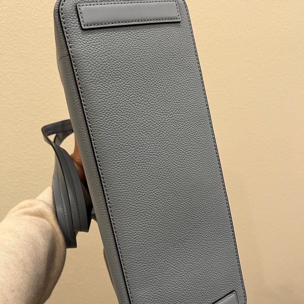 Michael Kors Sky Blue Tote Bag - Picture 12 of 14